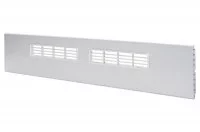 182/805 Решётка вентиляционная для цоколя ПВХ Н.120, L=600, под шлифованный алюминий