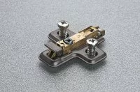 Клип-ответная планка Н4 с евровинтом, крестообразная, отделка титаниум