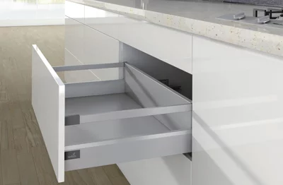 Hettich: 9150703: комплект короба ArciTech с релингом 94/186 мм/500 мм, серебристый