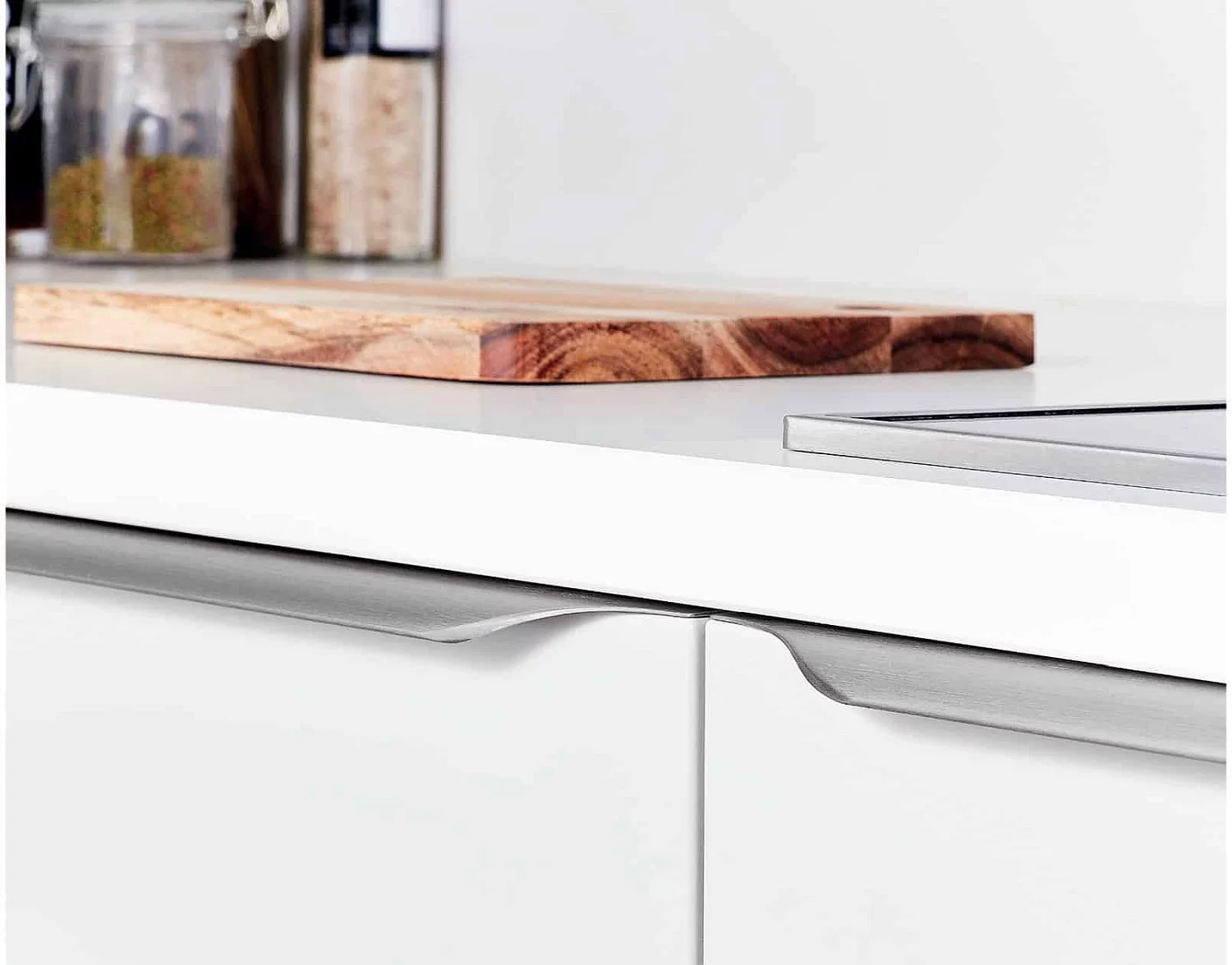 Акция: Неделя скидок на мебельные ручки в январе 2021