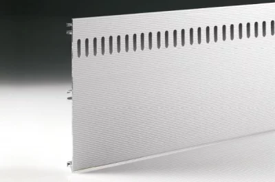 195 Решётка вентиляционная для цоколя Н.120, L=600, алюминий