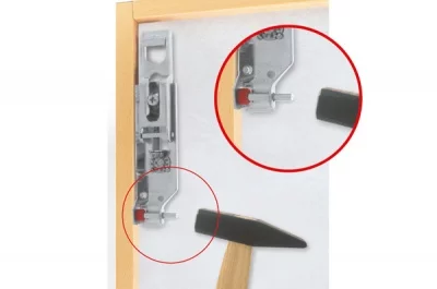 Подвеска полок скрытая с фиксатором, левая