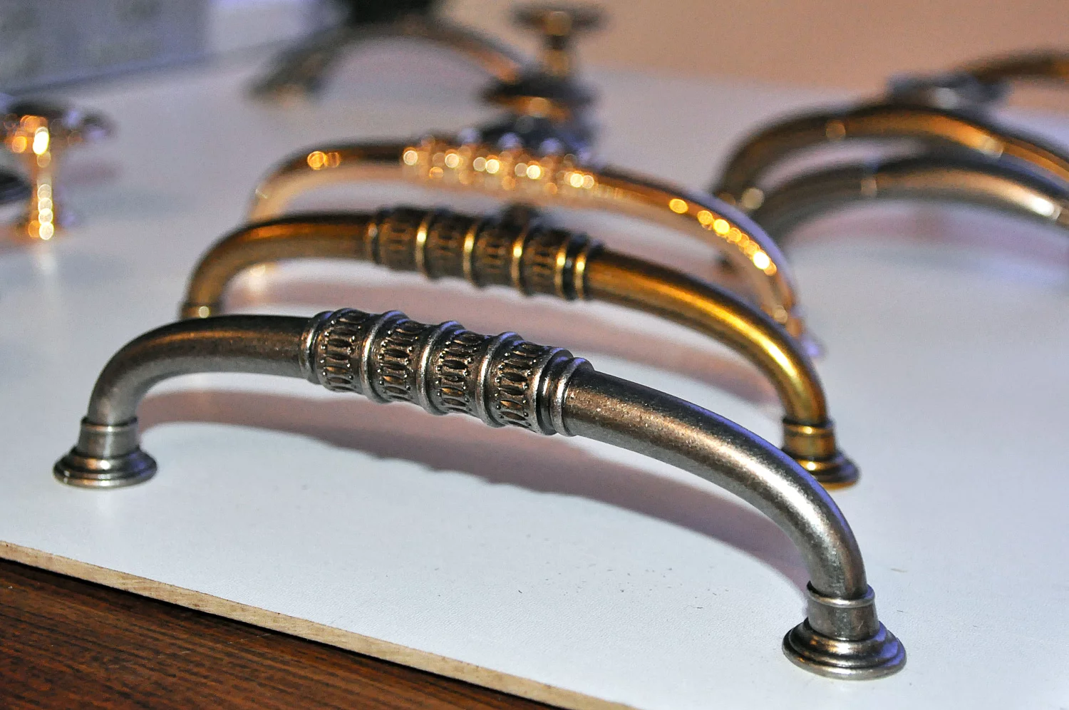 Акция: Неделя скидок на мебельные ручки в январе 2021