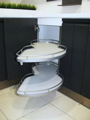 Kessebohmer: «ЛеМанс» отделка ТИТАН, правый, без доводчиков, для ширины фасадов 600 Kessebohmer: «ЛеМанс» отделка ТИТАН, правый, без доводчиков, для ширины фасадов 600