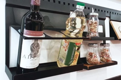 Полка-держатель для 3-х бутылок, 316х137х320мм, отделка черный бархат (матовый)