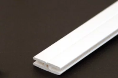 Профиль-база для установки стекла, L=2500, отделка белый UN0610