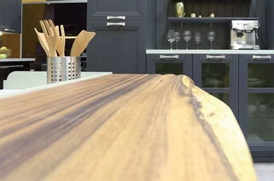 Столешница 3450х960х1540х100, массив дождевого дерева