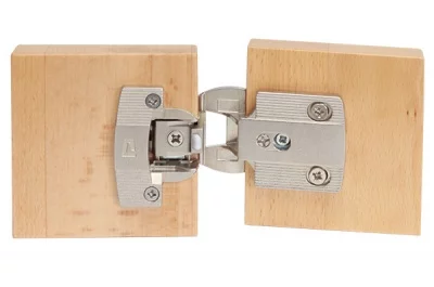 База для полунакладной петли серии 3000, угол открывания 240°, отделка никель