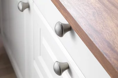 Ручка-кнопка, отделка хром глянец