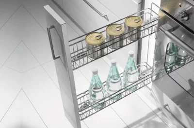 Сетка в базу 200 выдвижная с доводчиком, отделка хром