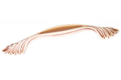 Ручка-скоба 128мм, отделка молочная с медной патиной