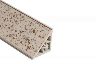 131.Бортик треугольный L=4200, искра оро бежевая