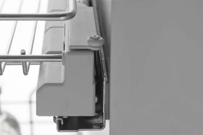 Расширитель правый, толщина 2мм, для направляющих Hettich