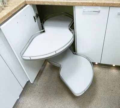 Kessebohmer: «ЛеМанс», отделка ТИТАН, правый, без доводчиков, для фасадов шириной 450мм Kessebohmer: «ЛеМанс», отделка ТИТАН, правый, без доводчиков, для фасадов шириной 450мм