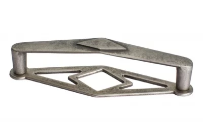 Ручка-скоба 96мм с накладкой, отделка старое серебро