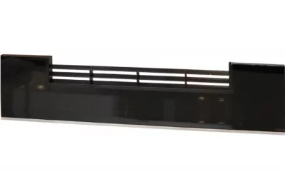 0330 Решётка вентиляционная для цоколя ПВХ H.150, L=600, черный глянец NEW 0330 Решётка вентиляционная для цоколя ПВХ H.150, L=600, черный глянец NEW
