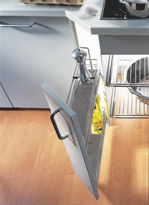 Kessebohmer: Бутылочница скос 45 градусов, левый, отделка «ТИТАН»