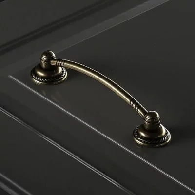 GTV: Ручка мебельная RENNES C=096 мм, старое золото UZ-REN096-04A