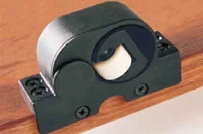 Регулируемая колёсная опора, правая, отделка чёрная