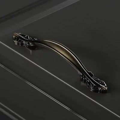 Ручка мебельная WERONA C=96мм, брашированная латунь GTV UZ-WERON-96-09