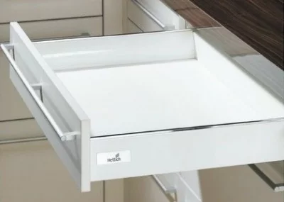 Hettich: 9214904: Ящик InnoTech, высота 70 мм, длина 470 мм, полн. выдвиж. с демпф., белый под прикручивание