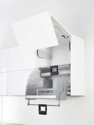 Kessebohmer: Выдвижная полка «Ай мув» для фасада 900 мм