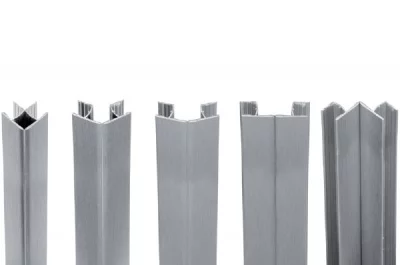 A15 Угол универсальный Н.120 для цоколя ПВХ, зеркальный