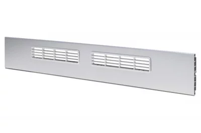 182/805 Решётка вентиляционная для цоколя ПВХ Н.100, L=600, под шлифованный алюминий