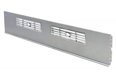 79 Решётка вентиляционная для цоколя ПВХ H.100, L=600, под серебро