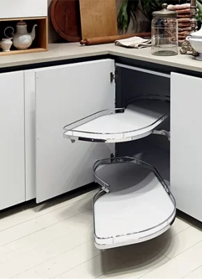 Kessebohmer: «ЛеМанс», правый, для ширины фасадов 450 мм Kessebohmer: «ЛеМанс», правый, для ширины фасадов 450 мм