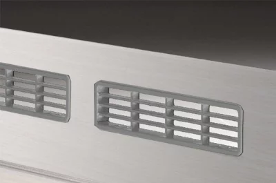 182/805 Решётка вентиляционная для цоколя ПВХ Н.150, L=600, под шлифованный алюминий