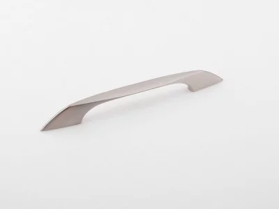 Giusti: Ручка металлическая модерн - WMN.153.128.0003