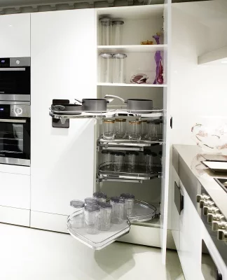 Kessebohmer: «ЛеМанс», левый, 4 полки, для ширины фасадов 600 мм Kessebohmer: «ЛеМанс», левый, 4 полки, для ширины фасадов 600 мм