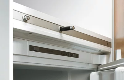 Hettich: 9210848: Электромеханическая система открывания Easys для холодильников