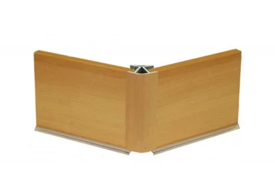 0114 Угол 135&quot; для цоколя ПВХ, L=4000, Позитано