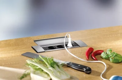 Модуль Power Frame (3 розетки Schuko, 250В), отделка чёрная/алюминий