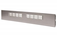 182/813 Решётка вентиляционная для цоколя ПВХ Н.100, L=600, под шлифованную нержавеющую сталь