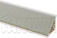 Плинтус алюминиевый треугольный L=4м, матовый рифленый: 65.400MR